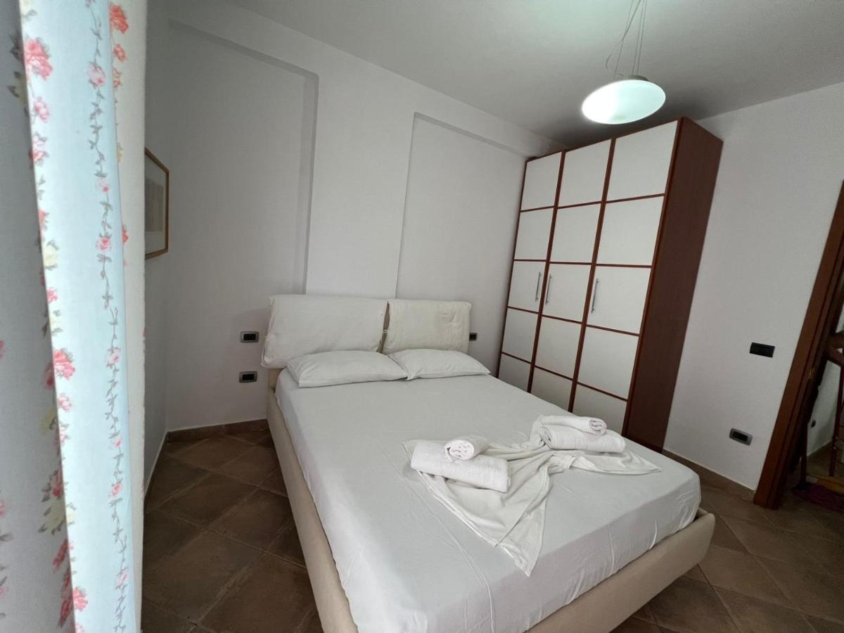 Leo Apartament Dıraç Dış mekan fotoğraf