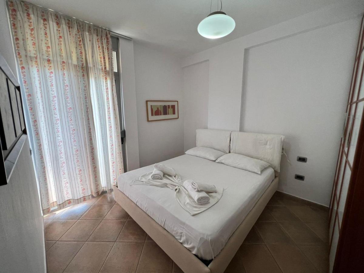Leo Apartament Dıraç Dış mekan fotoğraf