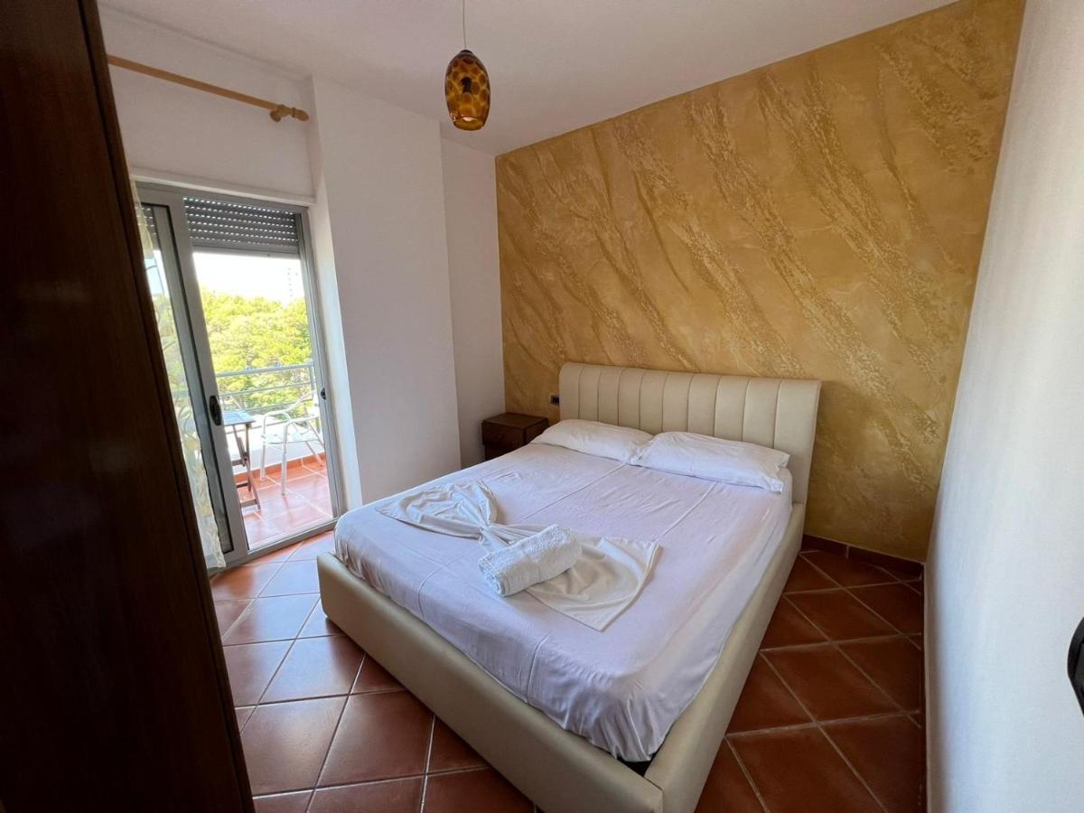 Leo Apartament Dıraç Dış mekan fotoğraf