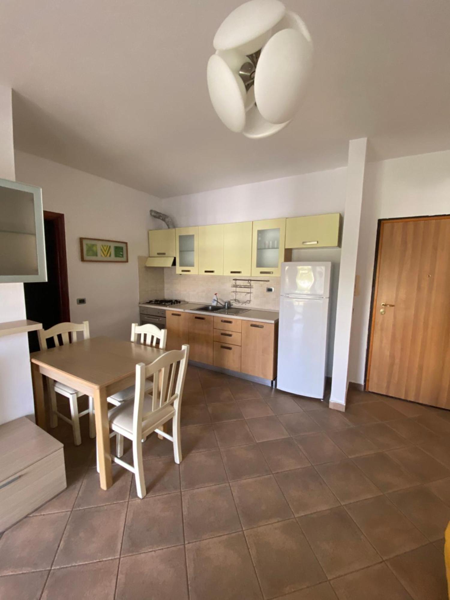 Leo Apartament Dıraç Dış mekan fotoğraf