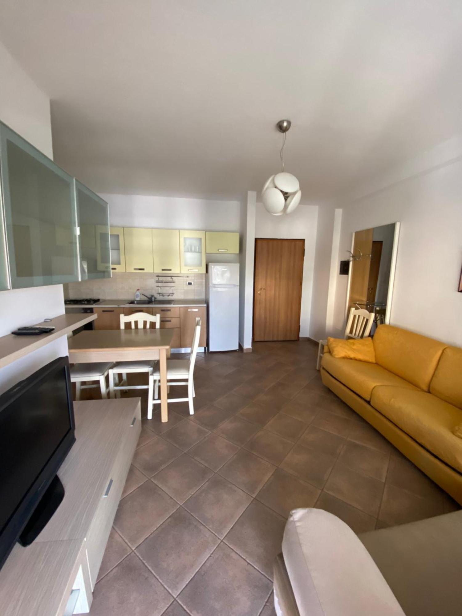 Leo Apartament Dıraç Dış mekan fotoğraf