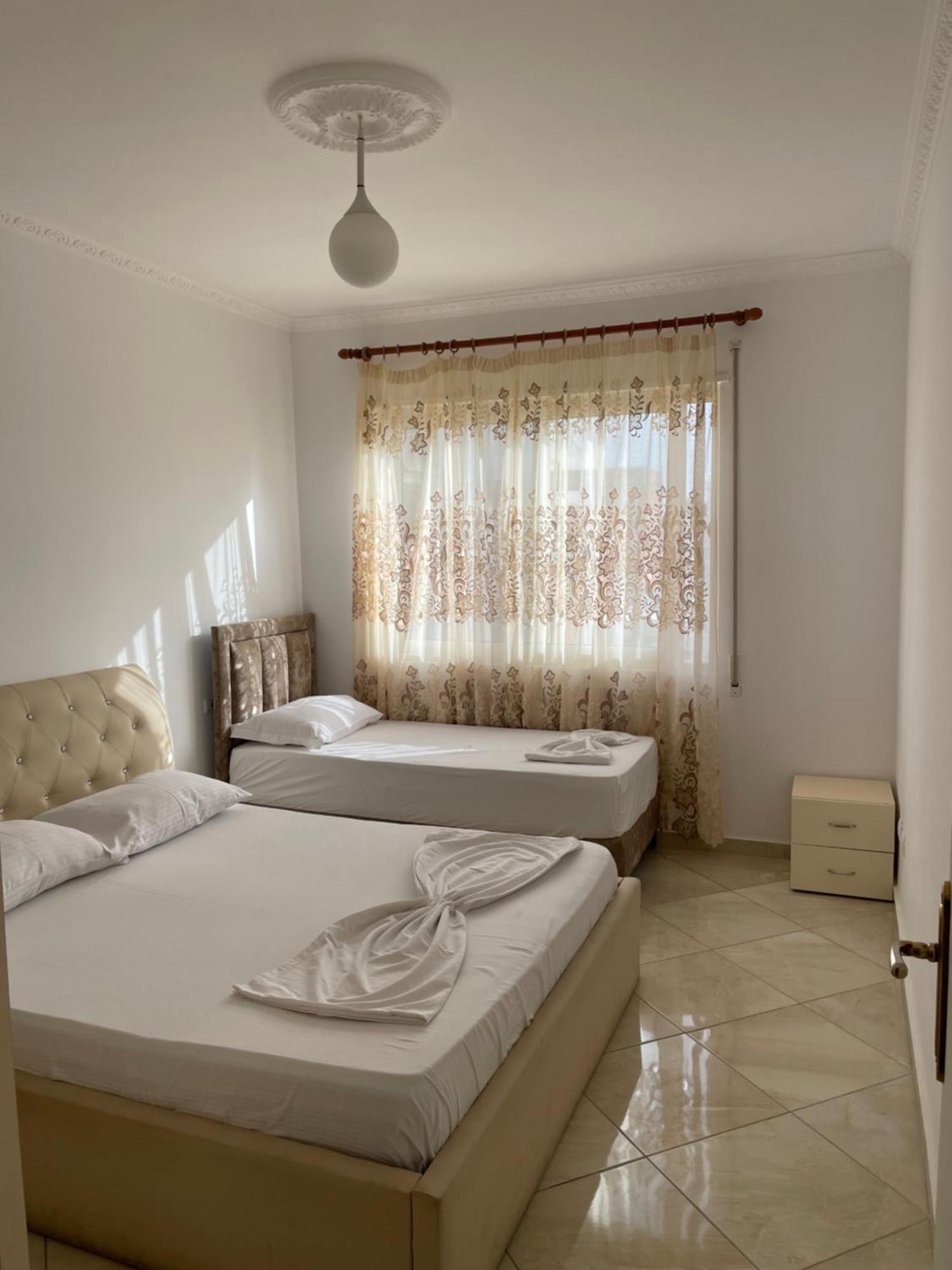 Leo Apartament Dıraç Dış mekan fotoğraf