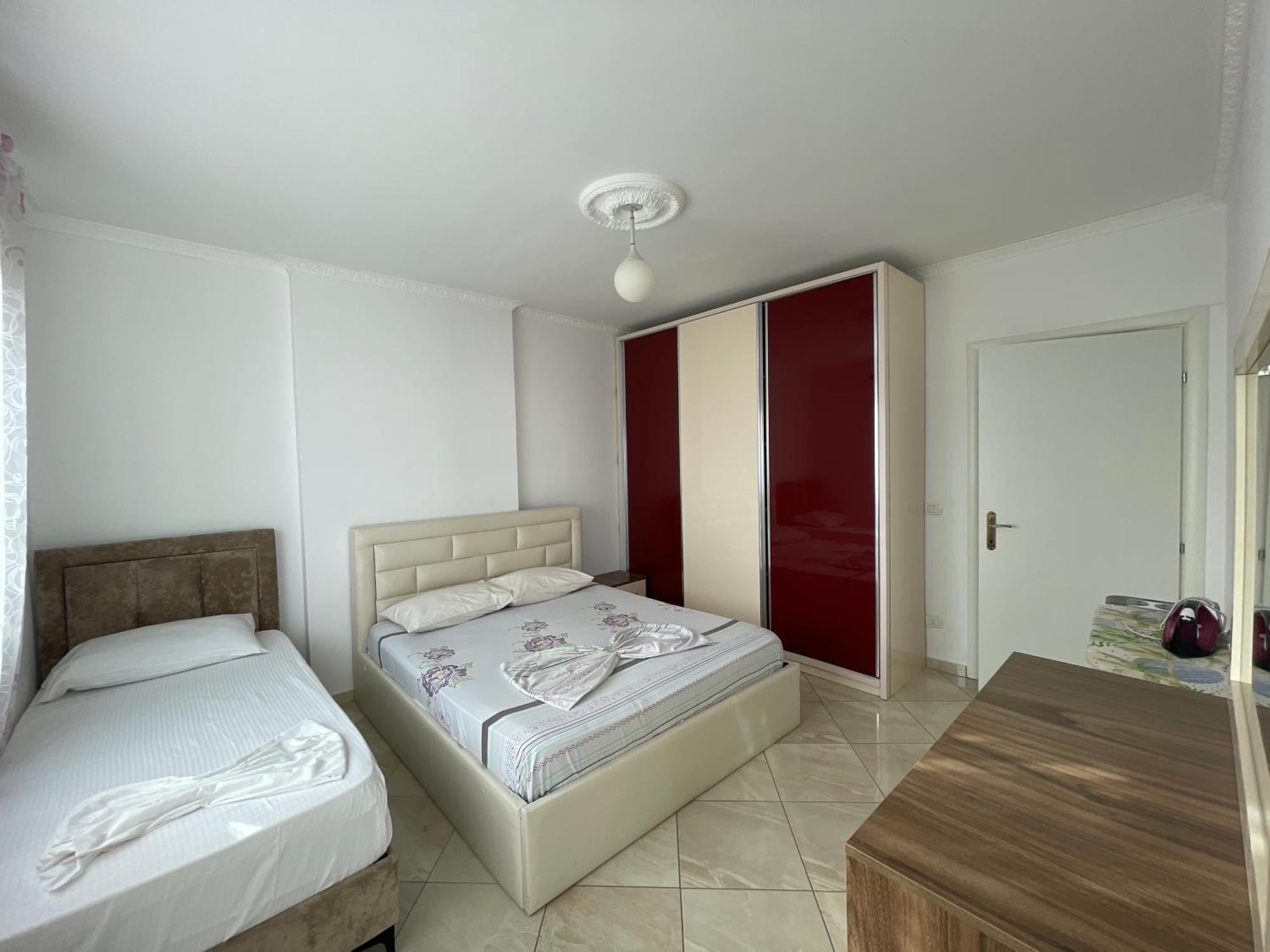 Leo Apartament Dıraç Dış mekan fotoğraf
