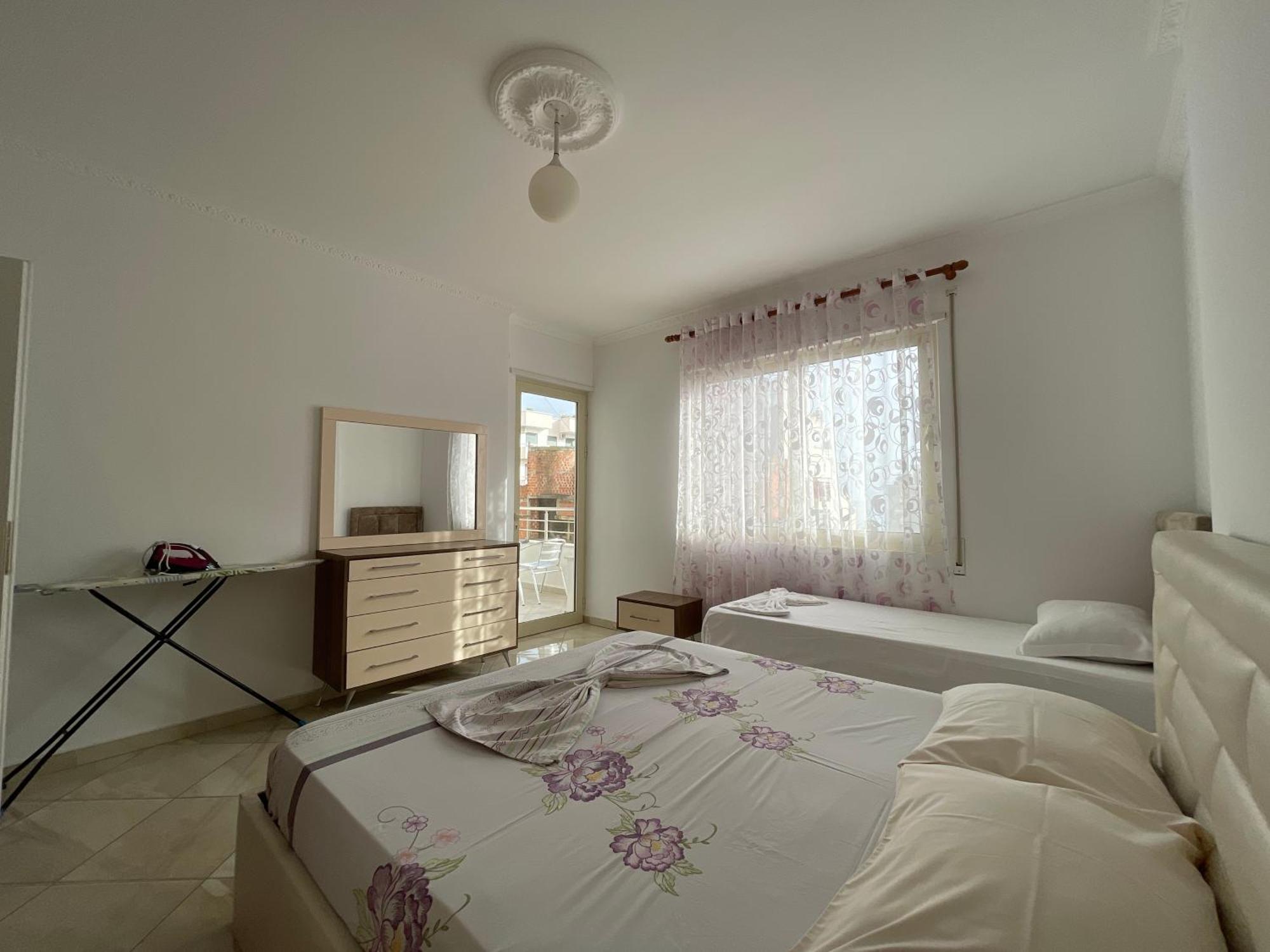 Leo Apartament Dıraç Dış mekan fotoğraf